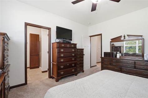 7700 1st Avenue NW Cedar Rapids IA 52405