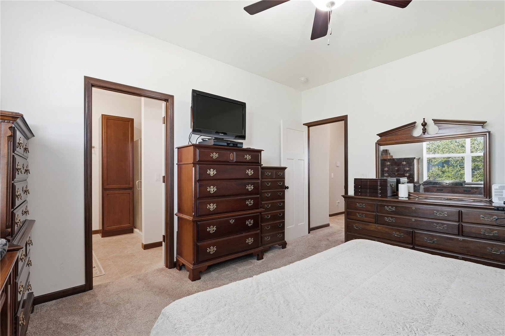 7700 1st Avenue NW Cedar Rapids IA 52405