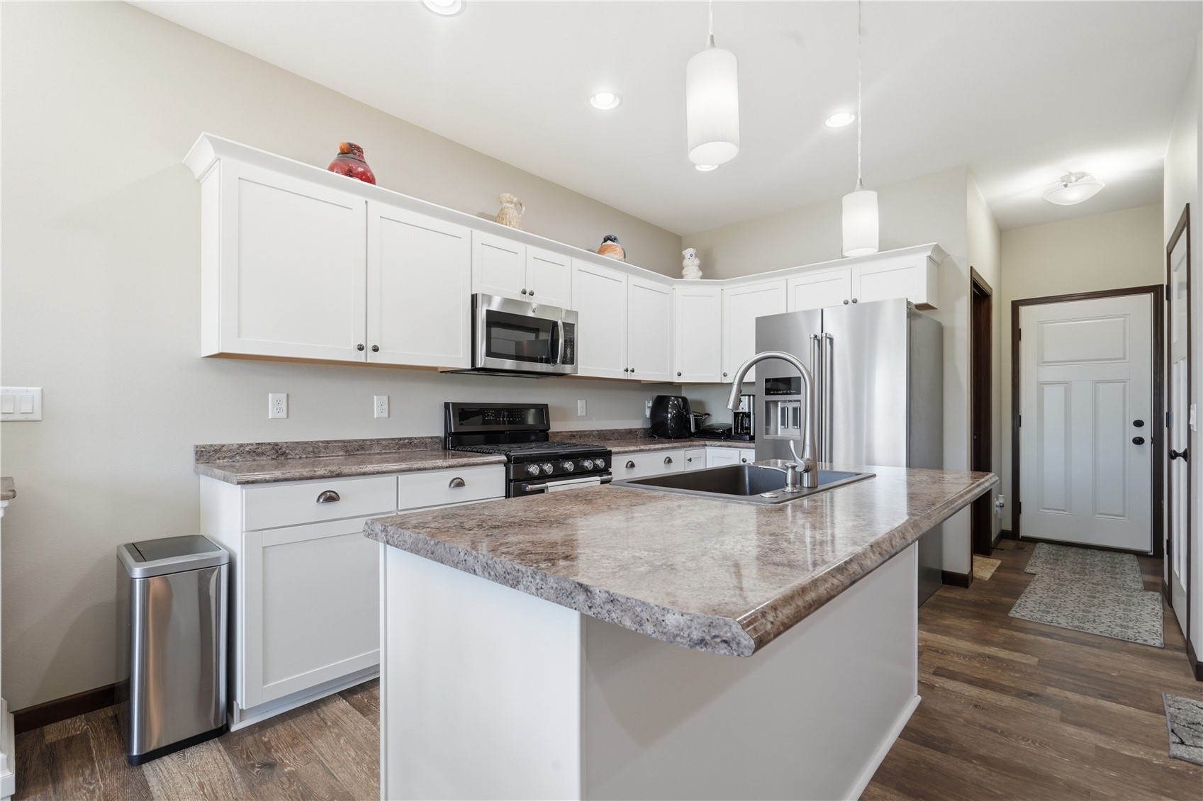 7700 1st Avenue NW Cedar Rapids IA 52405