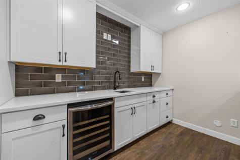 3025 Ridgeview Drive Ely IA 52227