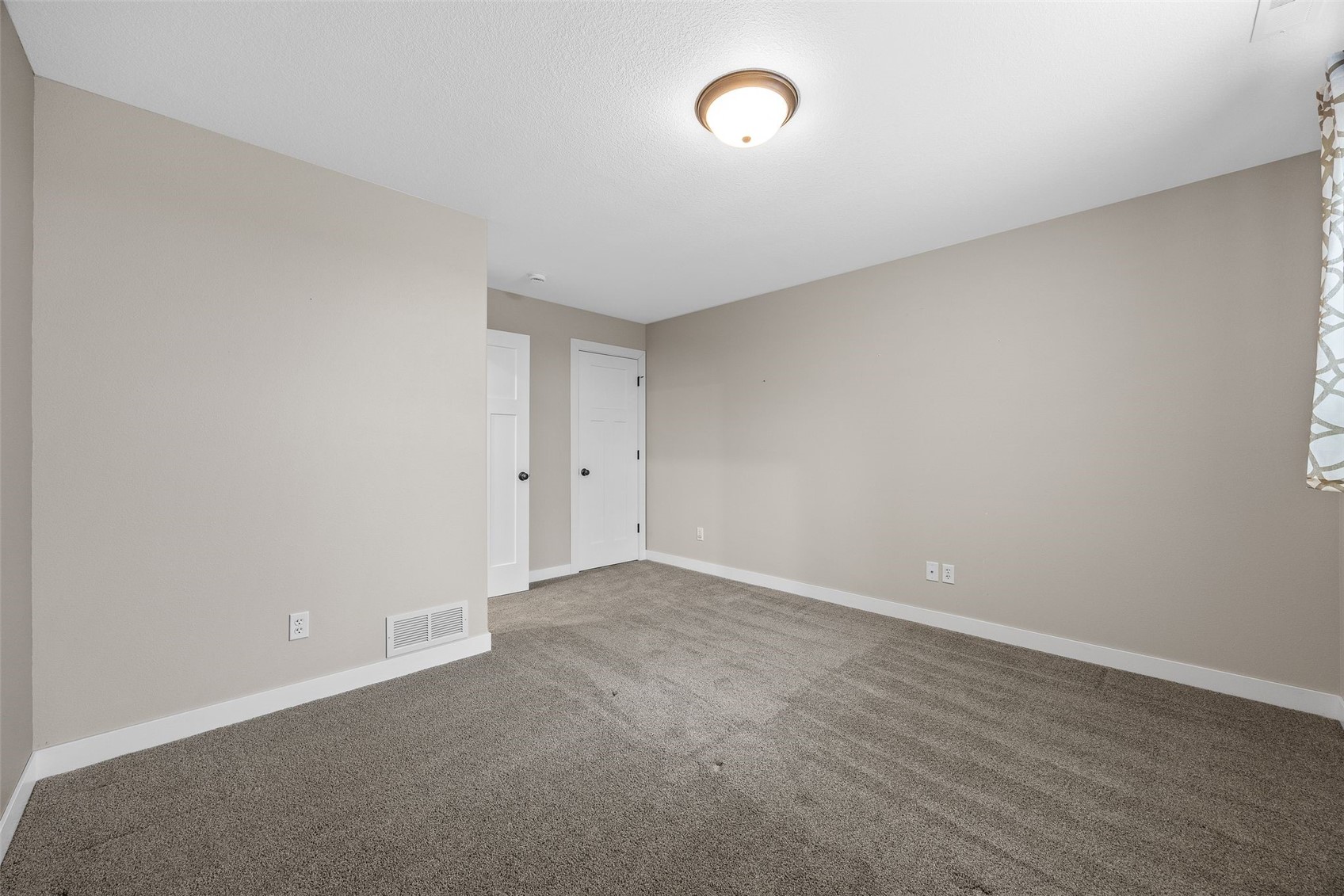 3025 Ridgeview Drive Ely IA 52227