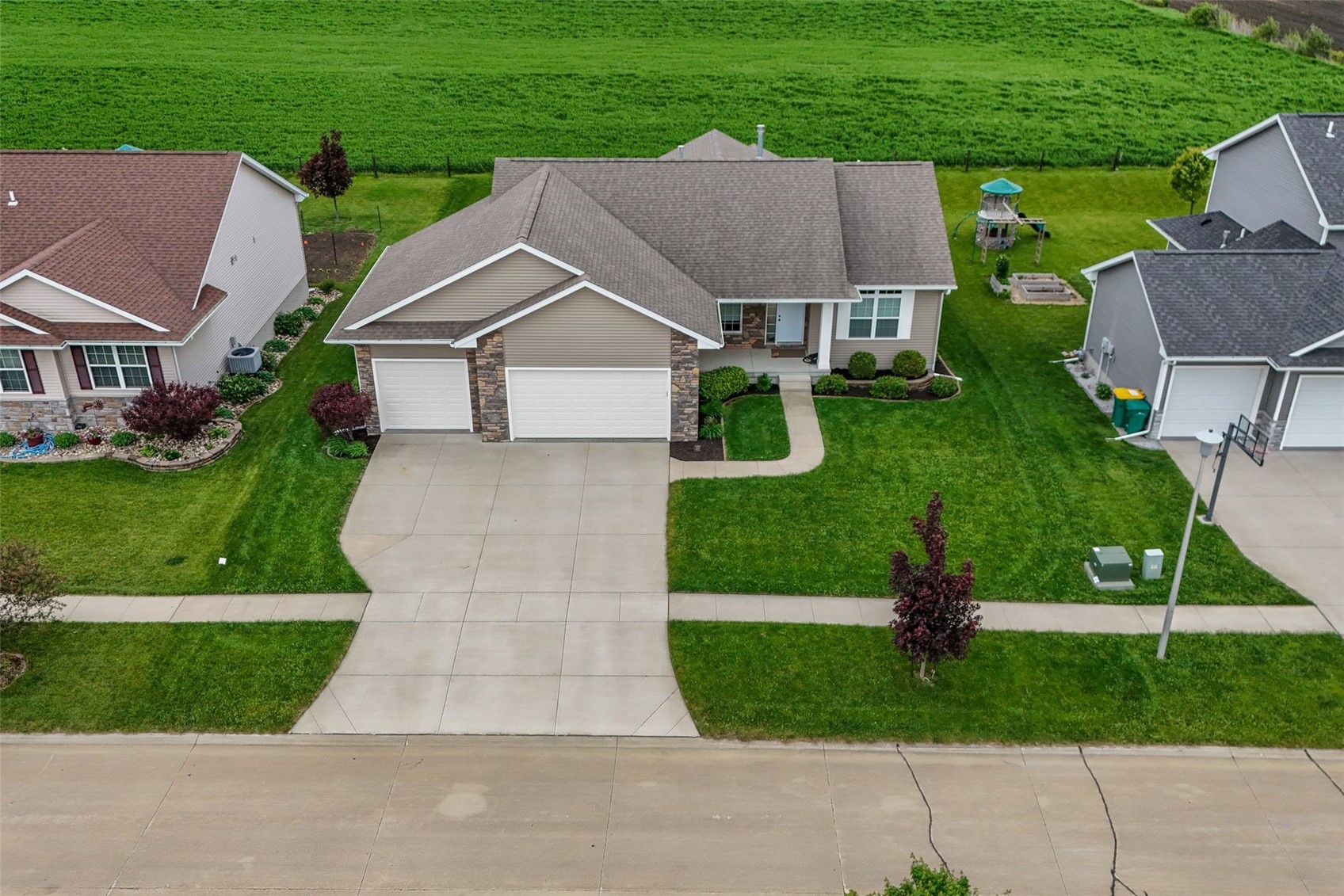 3025 Ridgeview Drive Ely IA 52227