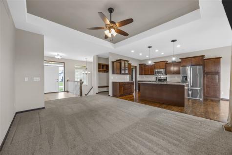3025 Ridgeview Drive Ely IA 52227