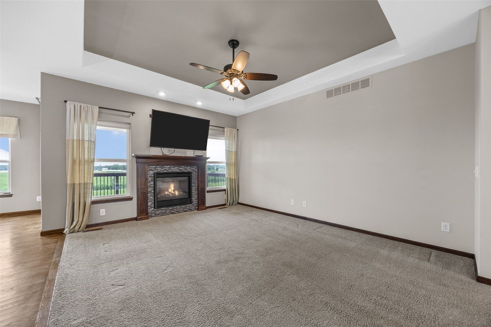 3025 Ridgeview Drive Ely IA 52227