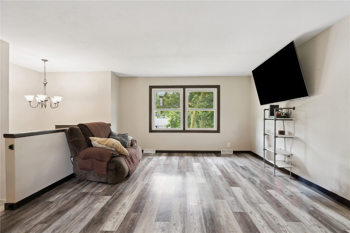 1708 Woodside Court NW Cedar Rapids IA 52405