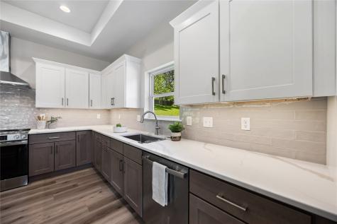 706 Silver Lane Iowa City IA 52245