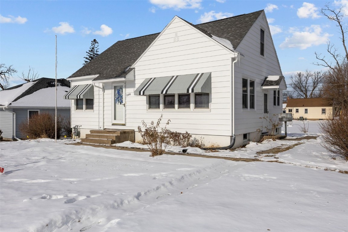 800 35th Street NE Cedar Rapids IA 52402