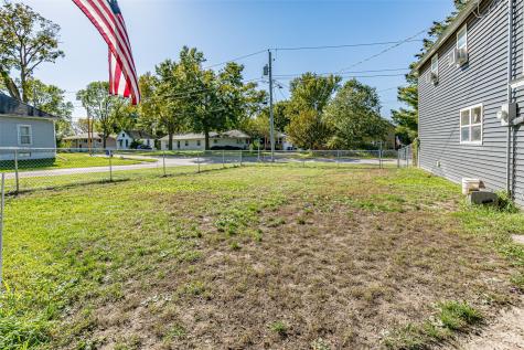 1302 Central Avenue Center Point IA 52213