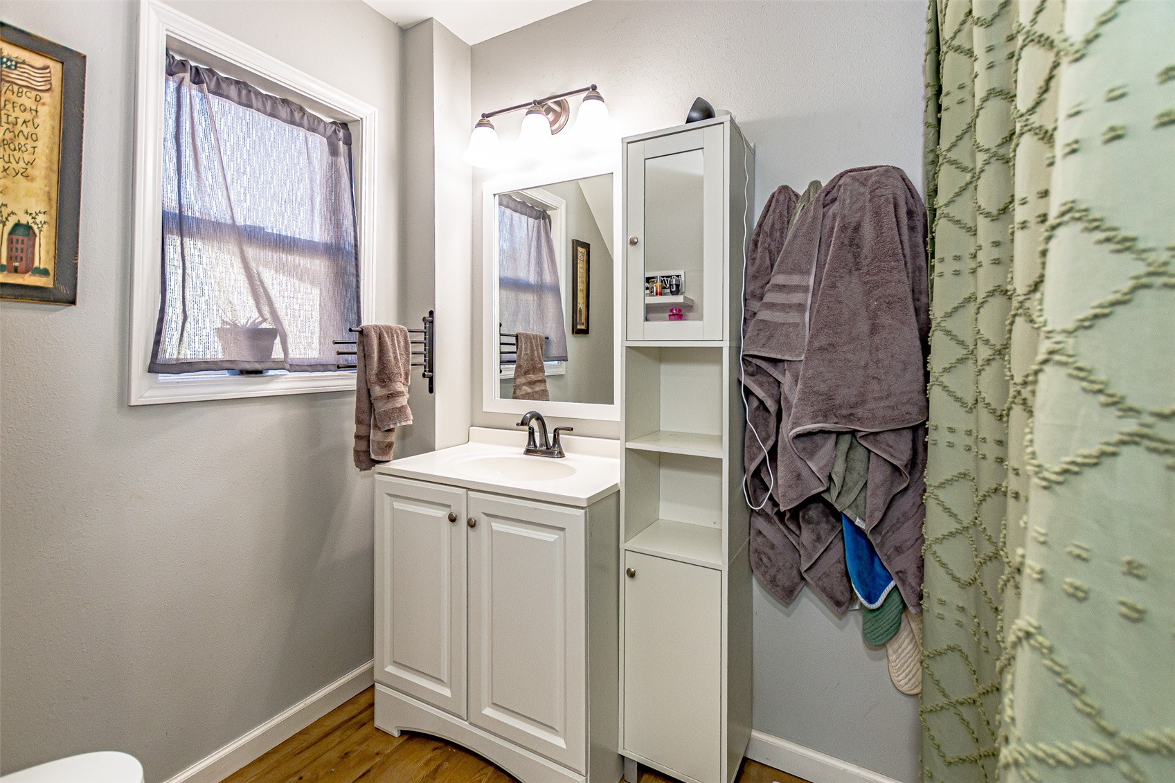 1302 Central Avenue Center Point IA 52213