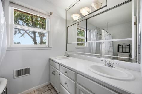 2120 27th Street Marion IA 52302