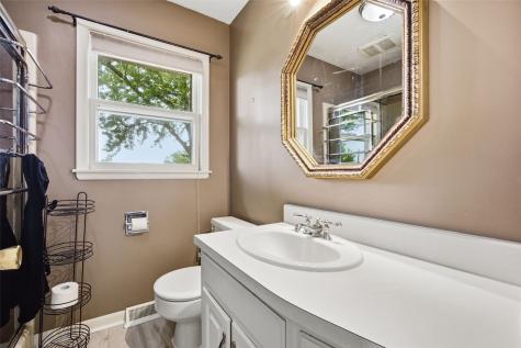 2120 27th Street Marion IA 52302