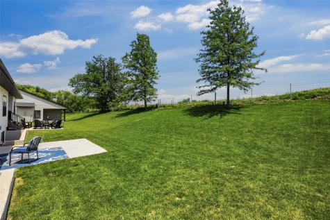 3040 Sunflower Street Ely IA 52227