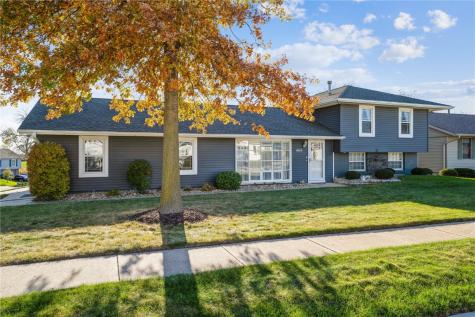 4559 Orchard Drive NW Cedar Rapids IA 52405