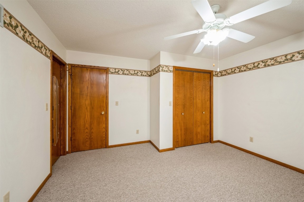 32 Prairie Drive Walker IA 52352