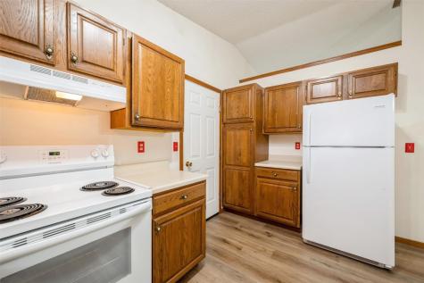 32 Prairie Drive Walker IA 52352