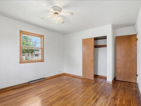 1635 Texas Avenue NE Cedar Rapids IA 52402