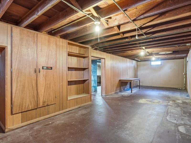 1635 Texas Avenue NE Cedar Rapids IA 52402