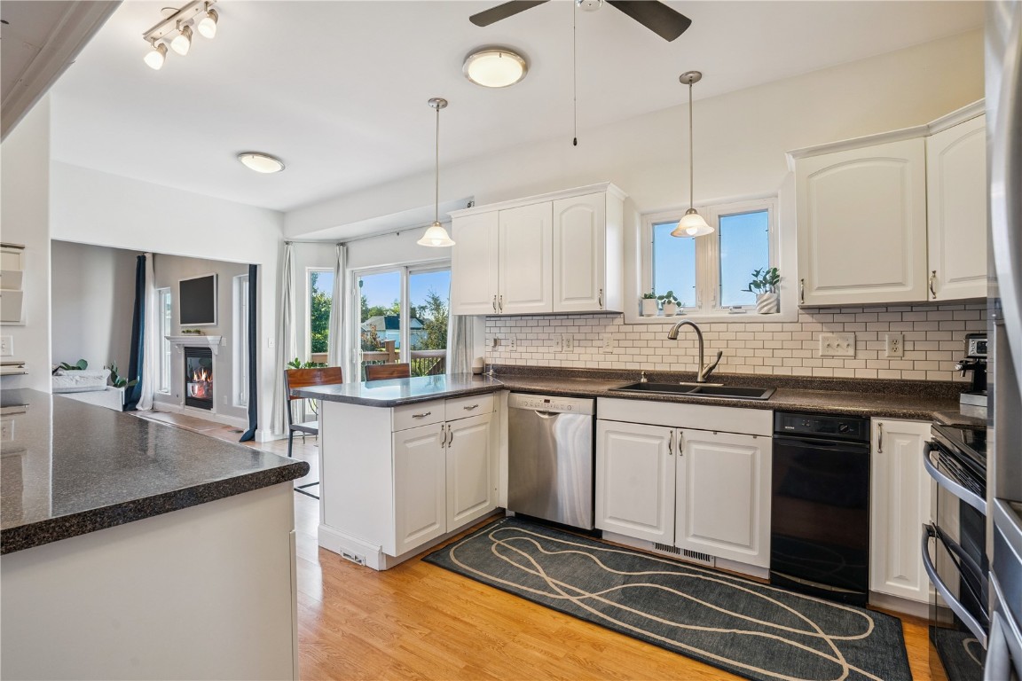 4307 Viola Street NE Cedar Rapids IA 52411