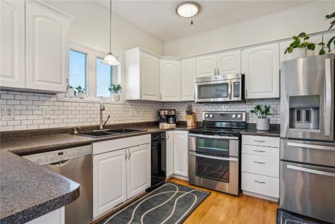 4307 Viola Street NE Cedar Rapids IA 52411