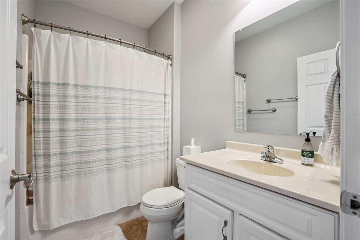 4307 Viola Street NE Cedar Rapids IA 52411