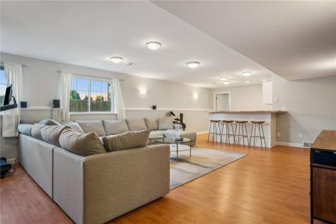 4307 Viola Street NE Cedar Rapids IA 52411
