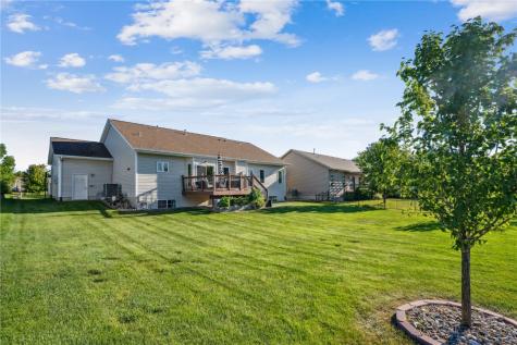 4307 Viola Street NE Cedar Rapids IA 52411