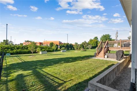 4307 Viola Street NE Cedar Rapids IA 52411