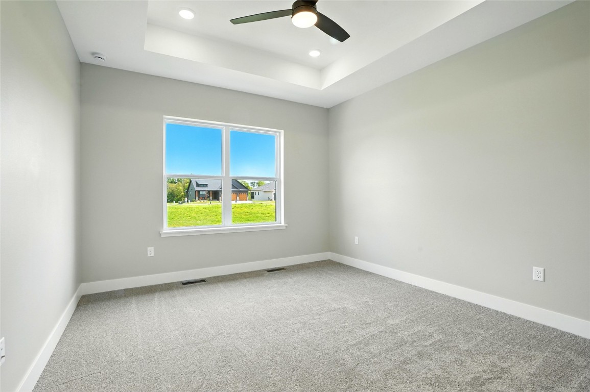 904 Long Drive Solon IA 52333