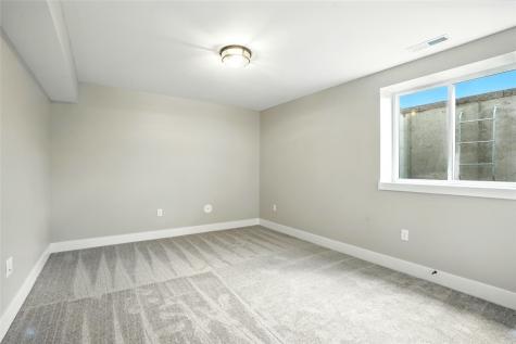 904 Long Drive Solon IA 52333