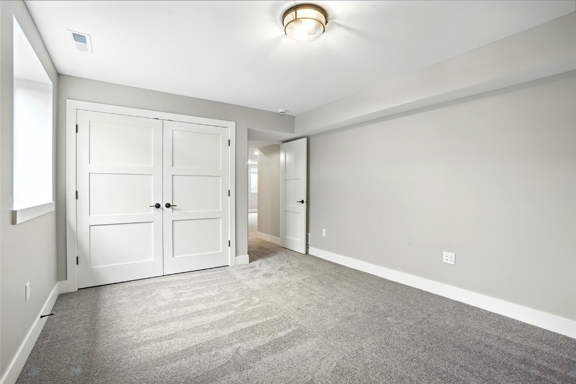 904 Long Drive Solon IA 52333