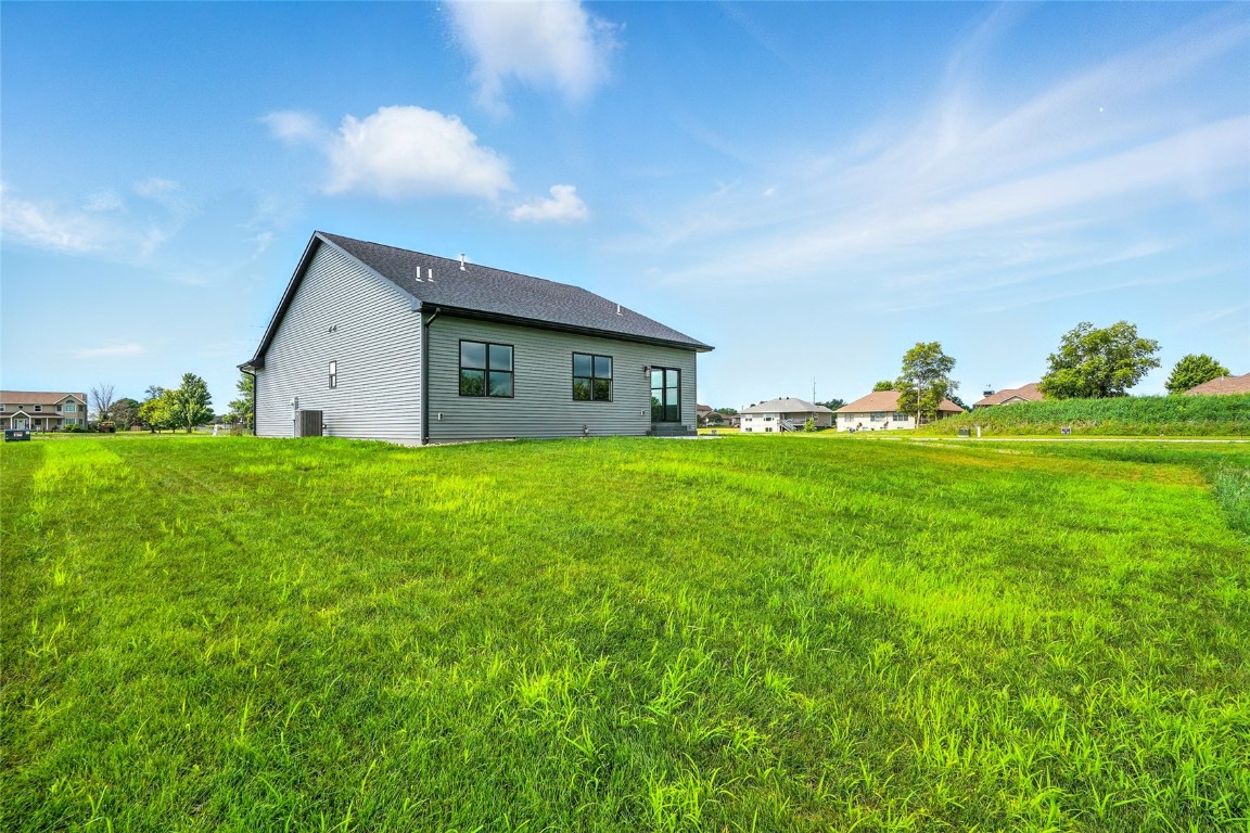 904 Long Drive Solon IA 52333