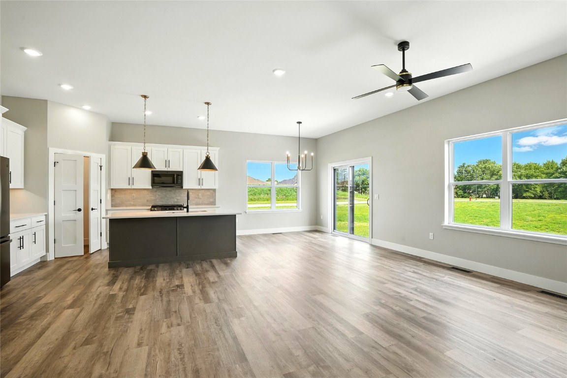 904 Long Drive Solon IA 52333