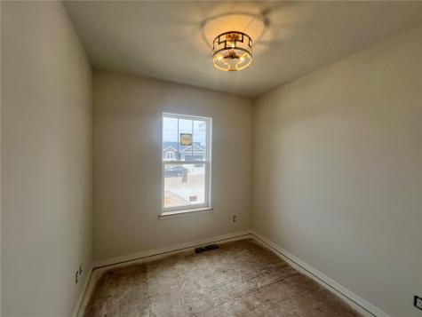 6925 Rock Wood Drive SW Cedar Rapids IA 52404