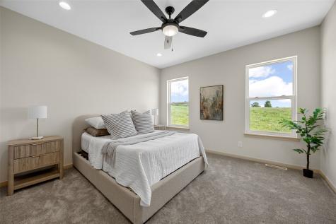 6925 Rock Wood Drive SW Cedar Rapids IA 52404