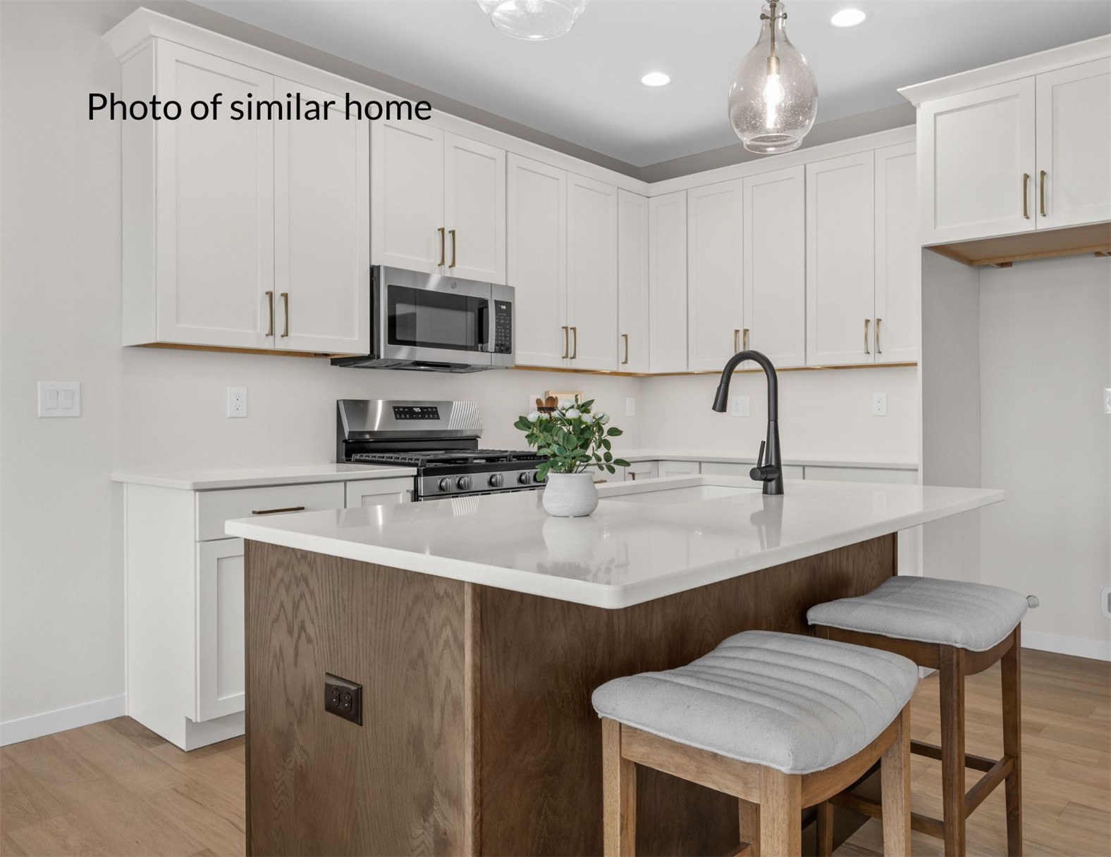 6925 Rock Wood Drive SW Cedar Rapids IA 52404