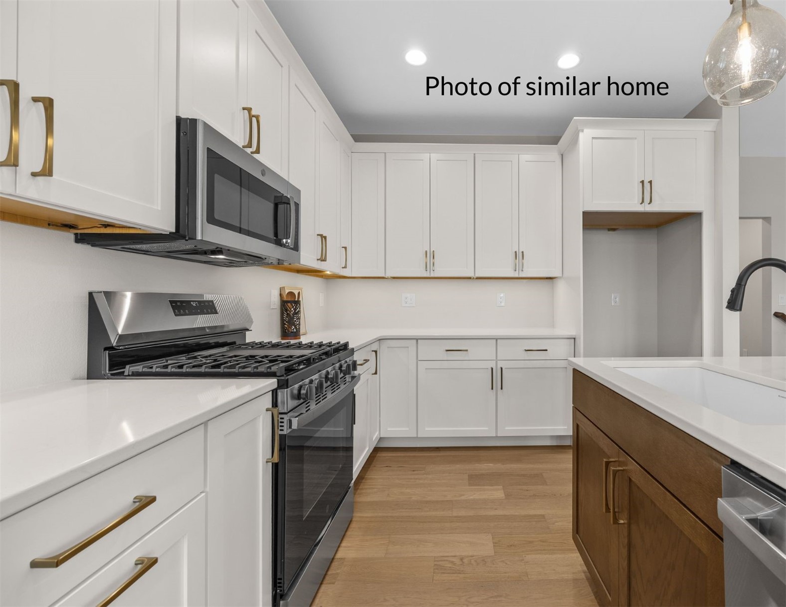6925 Rock Wood Drive SW Cedar Rapids IA 52404