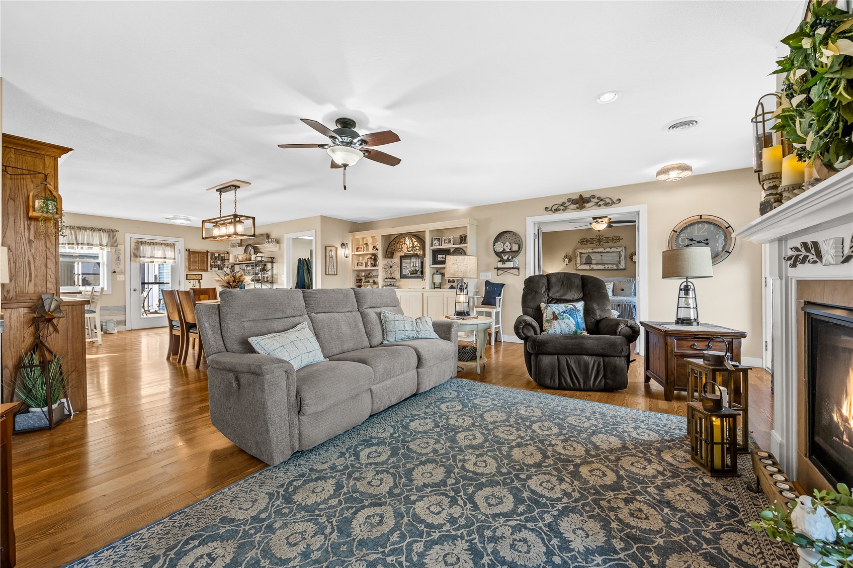 1500 130th Street Clarence IA 52216