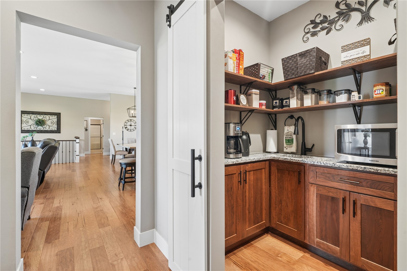 9125 Forest Chapel Road Anamosa IA 52205
