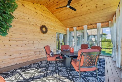 9125 Forest Chapel Road Anamosa IA 52205