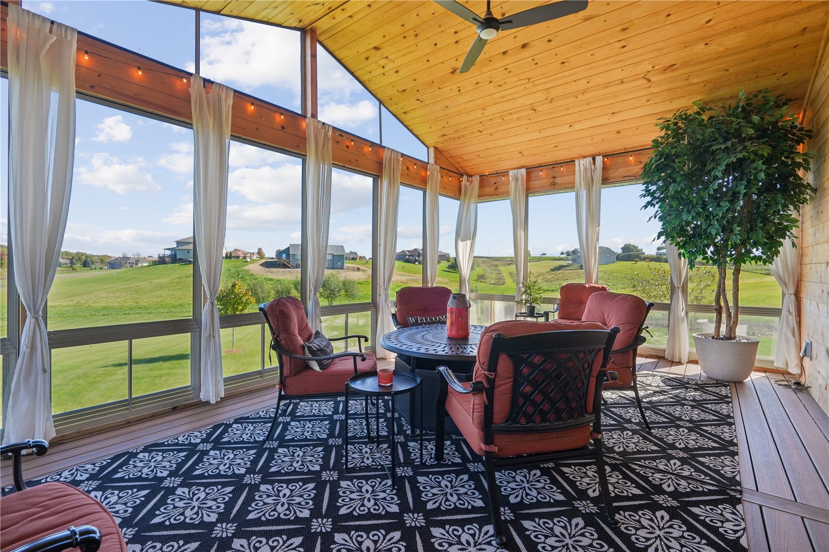 9125 Forest Chapel Road Anamosa IA 52205