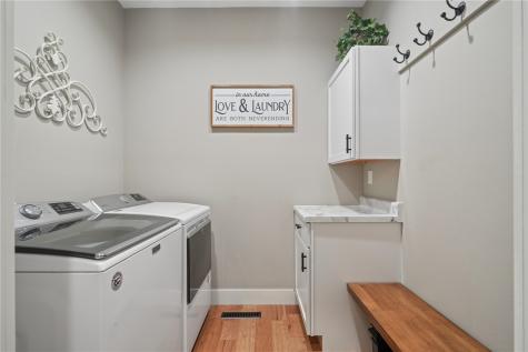 9125 Forest Chapel Road Anamosa IA 52205