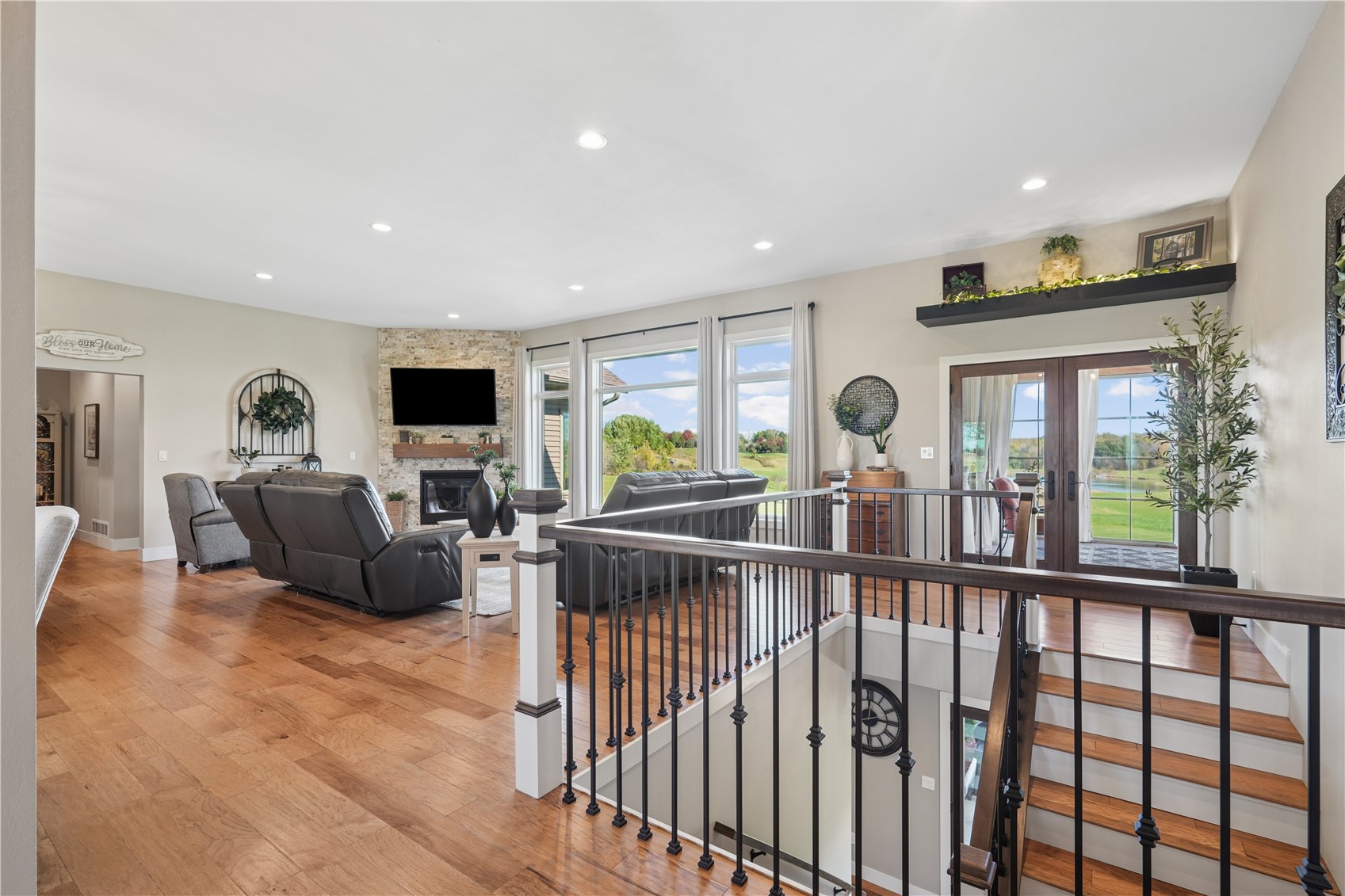 9125 Forest Chapel Road Anamosa IA 52205