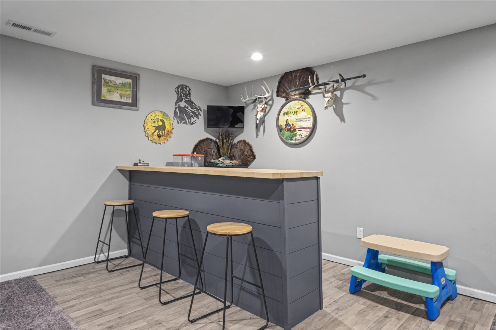 111 Blue Jay Avenue Vinton IA 52349