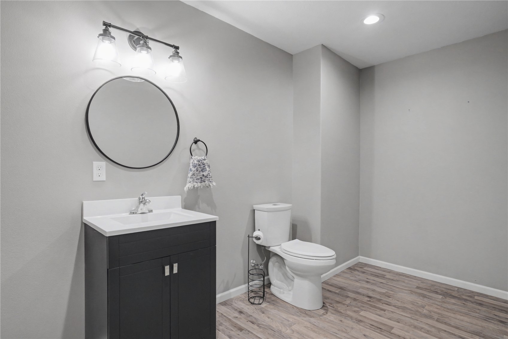 111 Blue Jay Avenue Vinton IA 52349