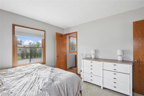 207 Drexel Drive SW Cedar Rapids IA 52404