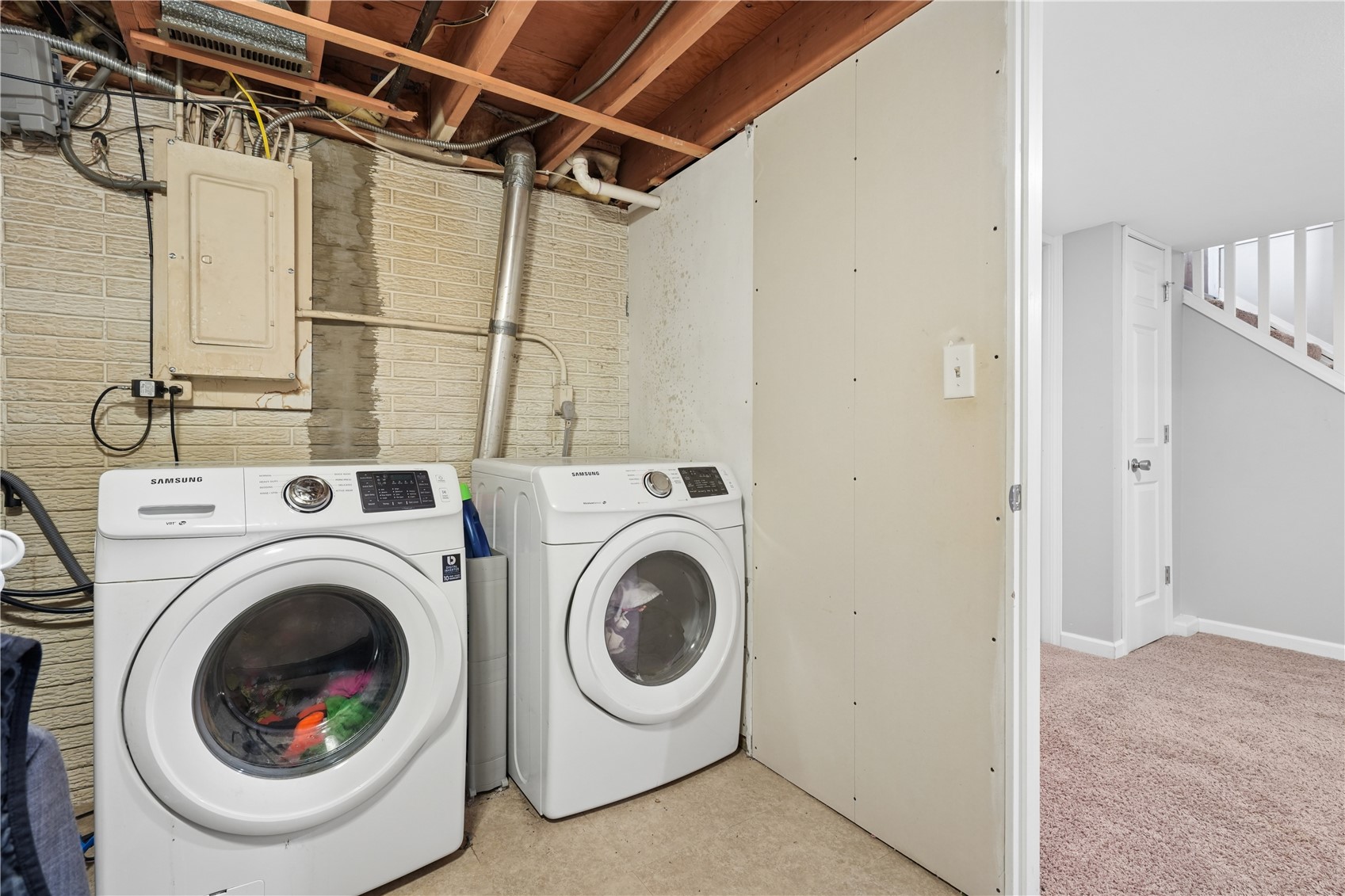 207 Drexel Drive SW Cedar Rapids IA 52404