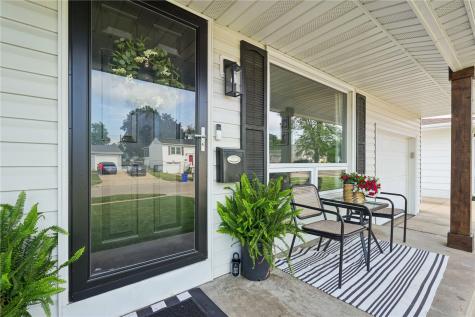 207 Drexel Drive SW Cedar Rapids IA 52404