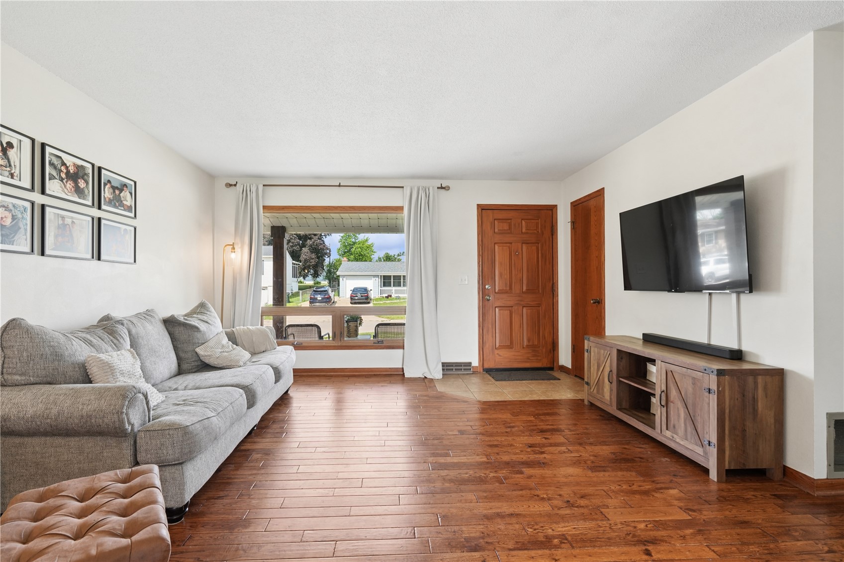 207 Drexel Drive SW Cedar Rapids IA 52404