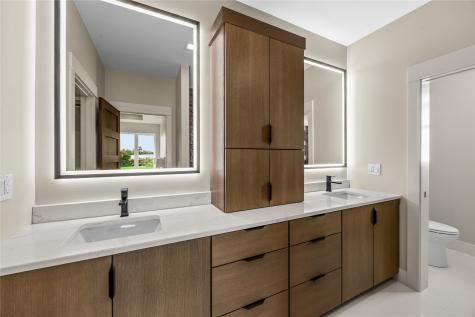 5557 Silver Rock Drive Marion IA 52302