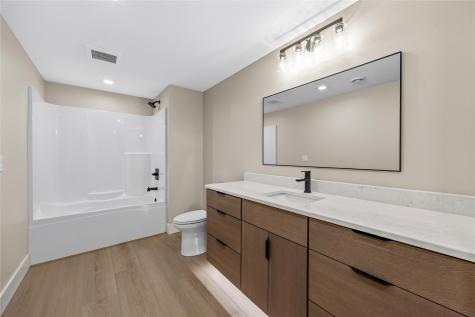 5557 Silver Rock Drive Marion IA 52302